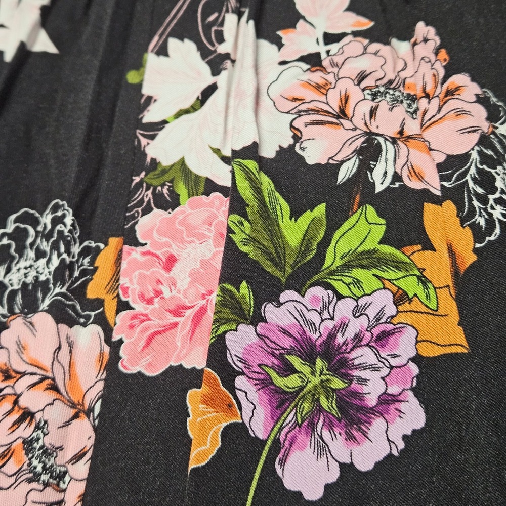 Torrid Floral Maxi Dress Womens 2 Black Pink V-Neck Short Sleeve Empire Waist - Picture 14 of 14